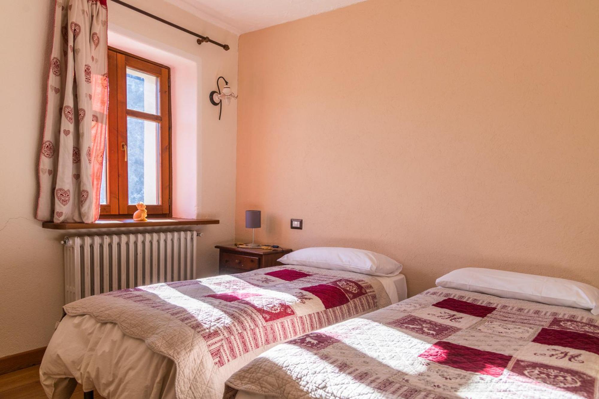 La Placette - Albergo Diffuso E Trattoria Usseaux Zewnętrze zdjęcie