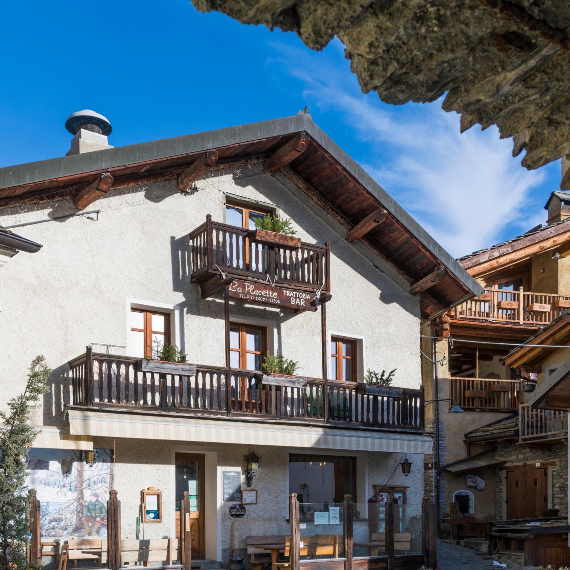 La Placette - Albergo Diffuso E Trattoria Usseaux Zewnętrze zdjęcie