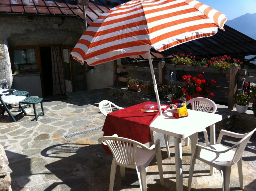 La Placette - Albergo Diffuso E Trattoria Usseaux Pokój zdjęcie