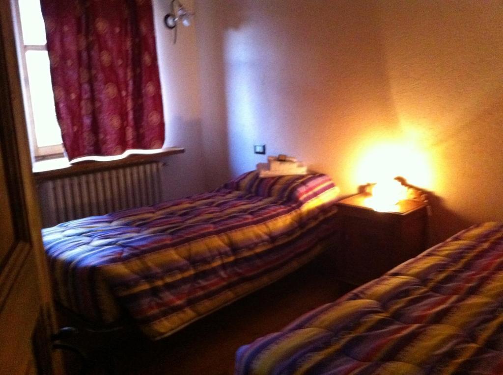 La Placette - Albergo Diffuso E Trattoria Usseaux Pokój zdjęcie