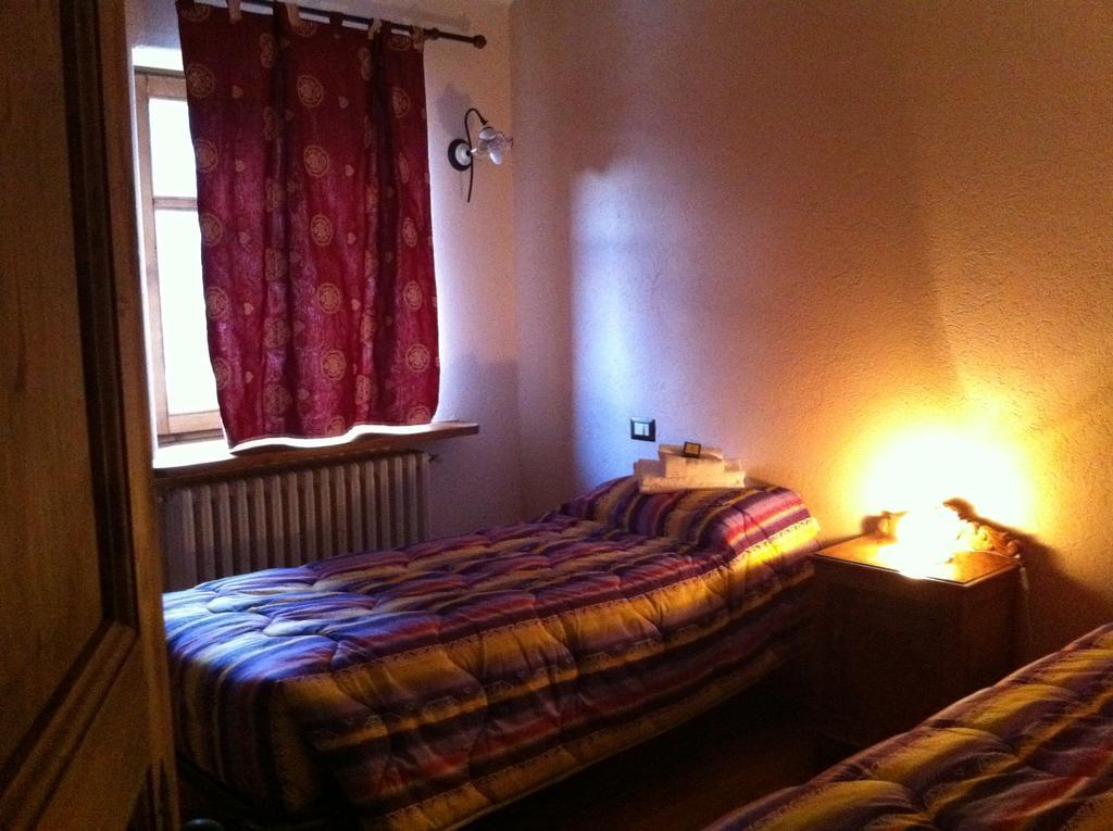 La Placette - Albergo Diffuso E Trattoria Usseaux Zewnętrze zdjęcie